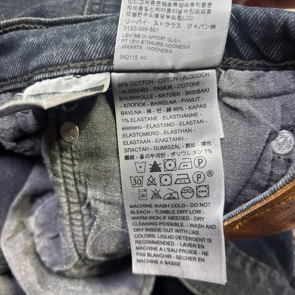 Levis 501 Shorts Mens‎ 32 Black Denim Button Fly Raw Hem Cutoff 6 Inseam